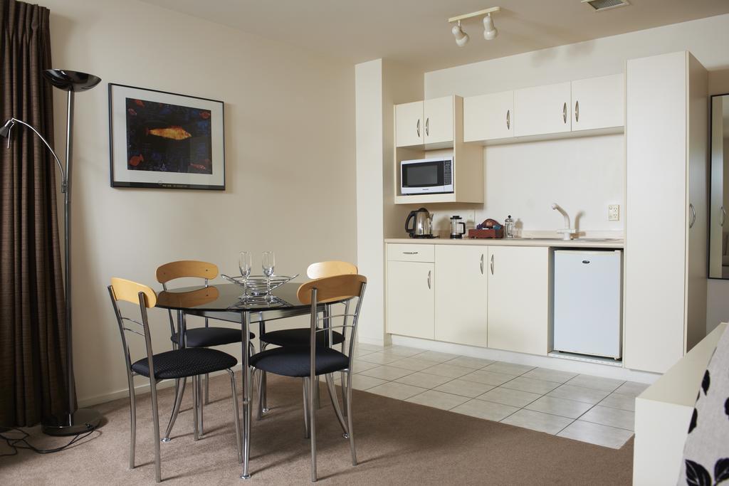 Oceanside Resort & Twin Towers Mount Maunganui Bilik gambar